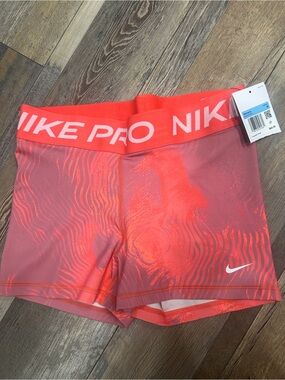 Nike Pro Womens' Coral/Red Printed Performance Bike Shorts